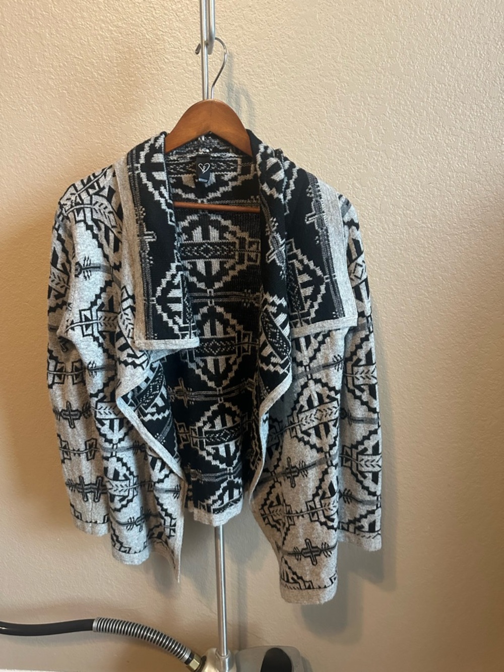 Windsor Black & Gray Aztec Draped Cardigan